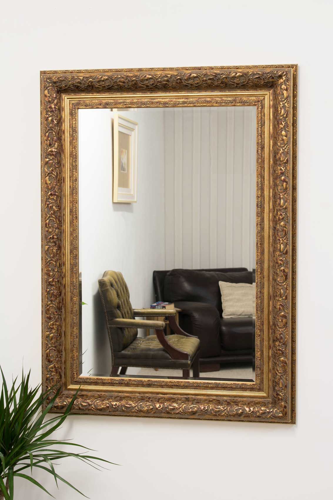 3ft10 x 2ft10 (117 x 87cm) Large Antique Design Gold Wall Mirror Handmade